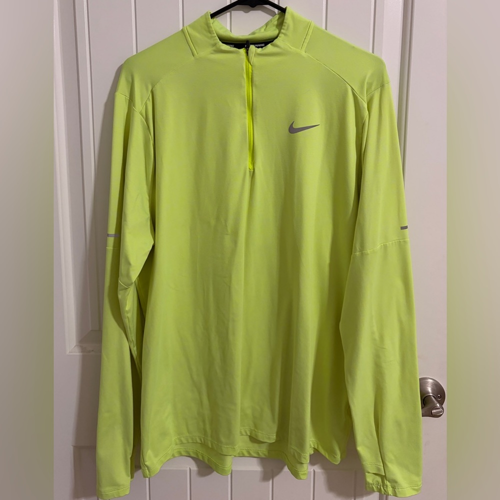 Nike Dri Fit Lightweight 1/4 zip Running Jacket